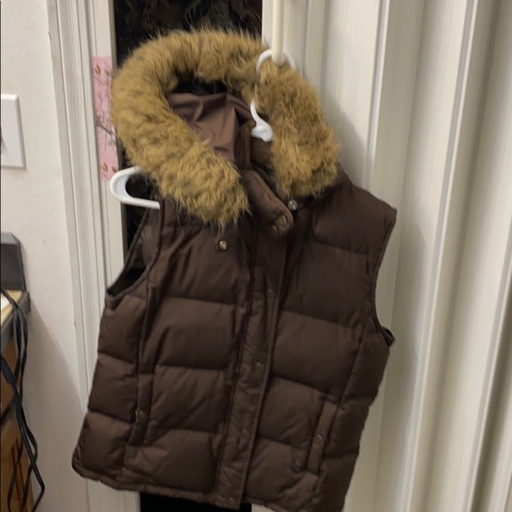 Hooded warm vest